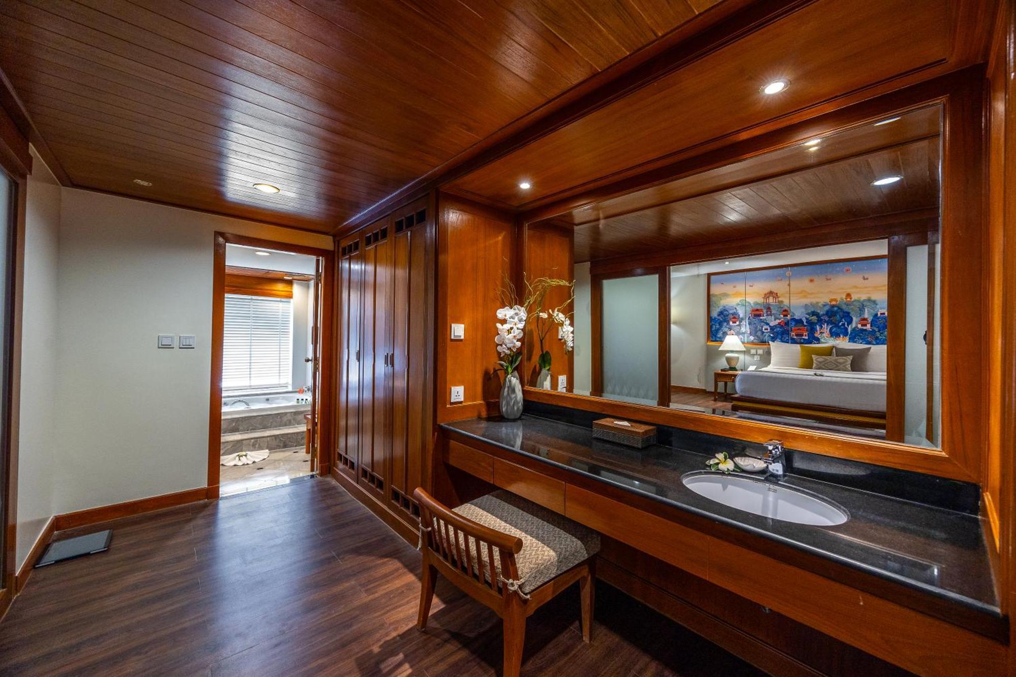Diamond Cliff & Spa, Курортный комплекс Patong